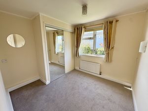 Bedroom- click for photo gallery